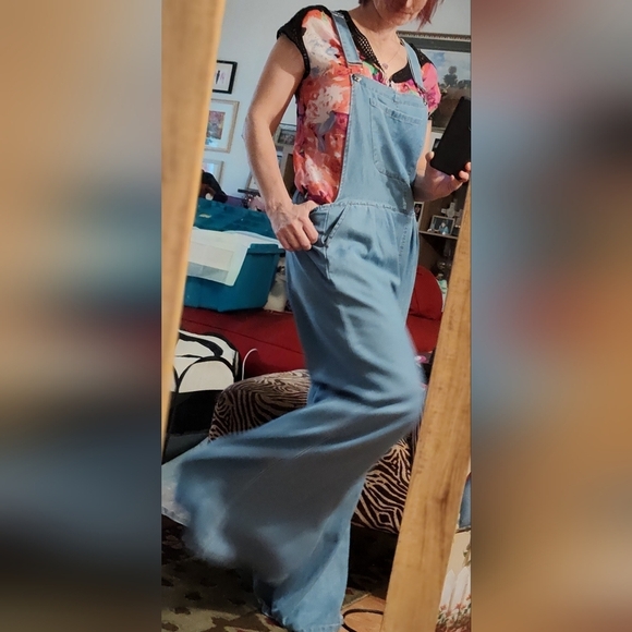 Beautifully Basic Overalls 👖 Blue 💙 Jean NWOT - Picture 2 of 16